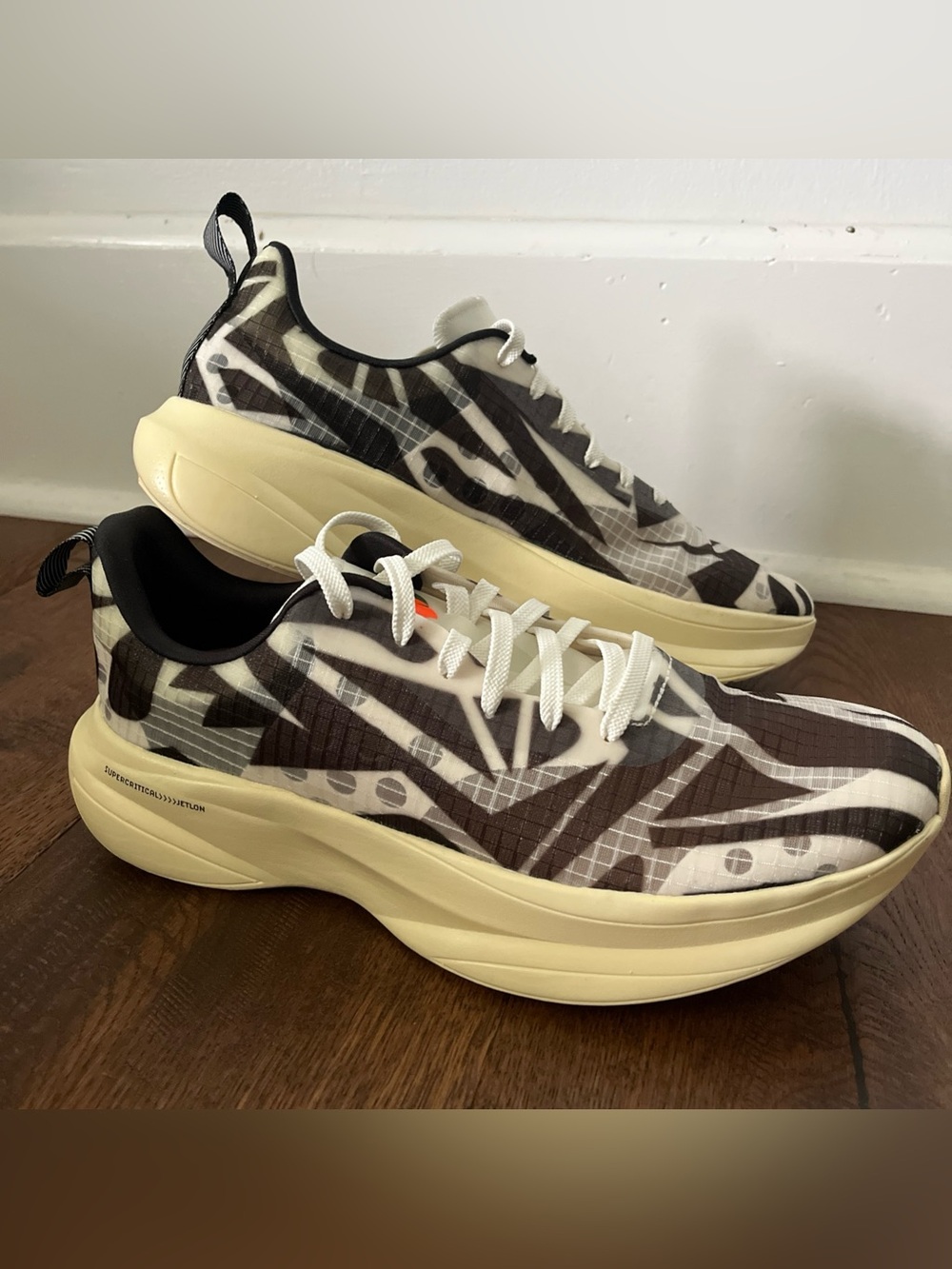 Brandblack Kaiju Radical Cushion Racing Men’s 10.5 Ultra Light Running Shoes NEW